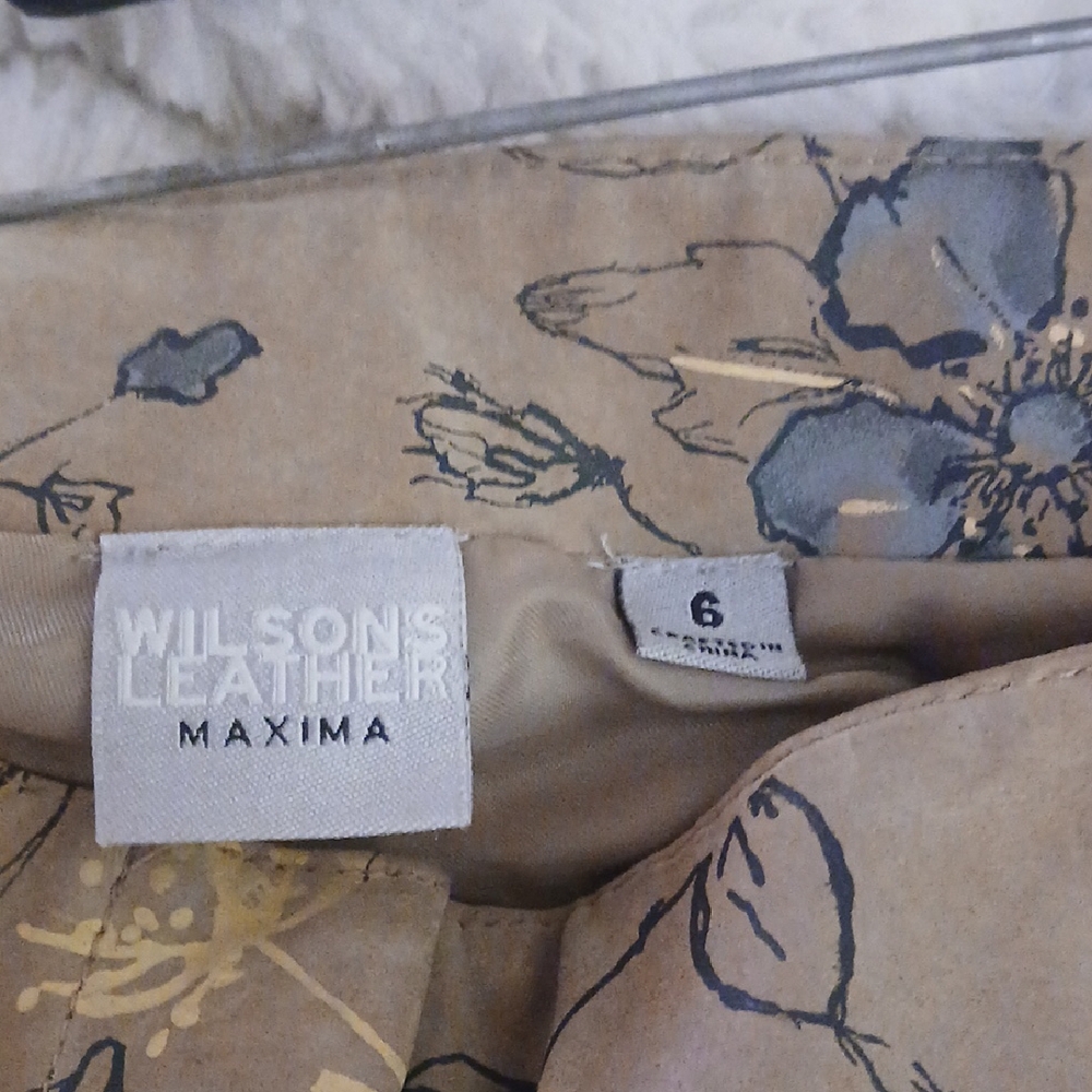 Floral Patterned Pants - image 3